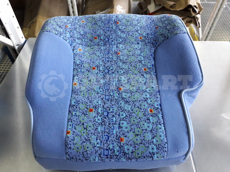 Подушка сиденья для предпоследнего дивана правая 